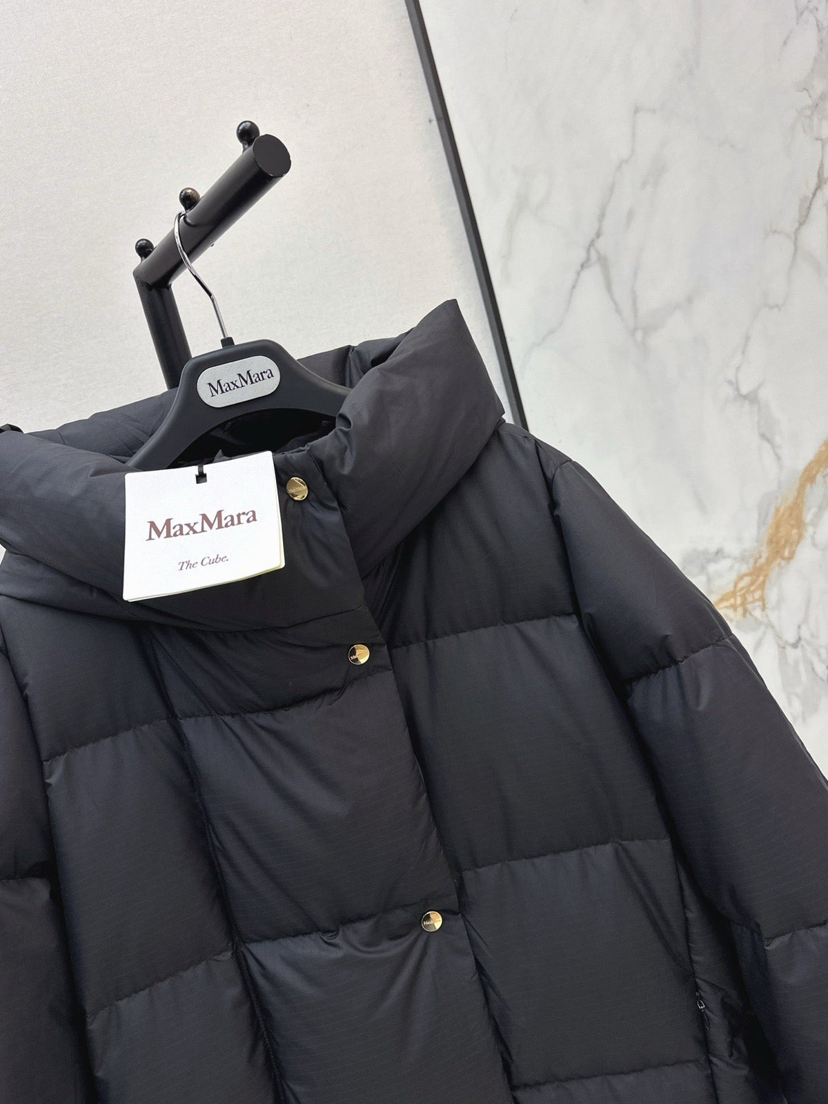 26S The Cube Down Puffer Coat