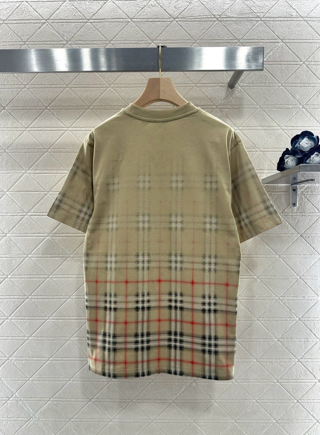 Gradient Check T-Shirt