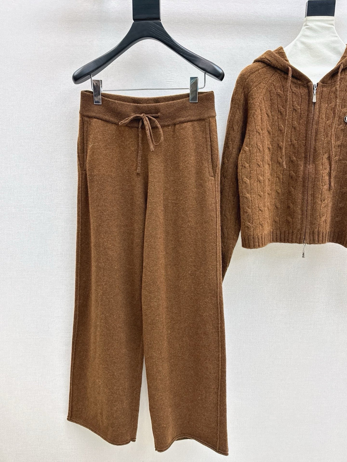 26S Knit Set
