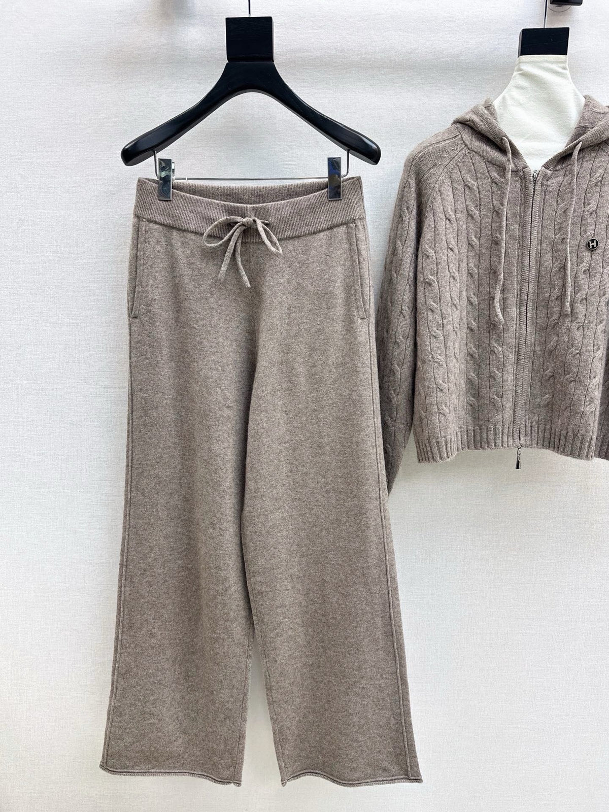 26S Knit Set