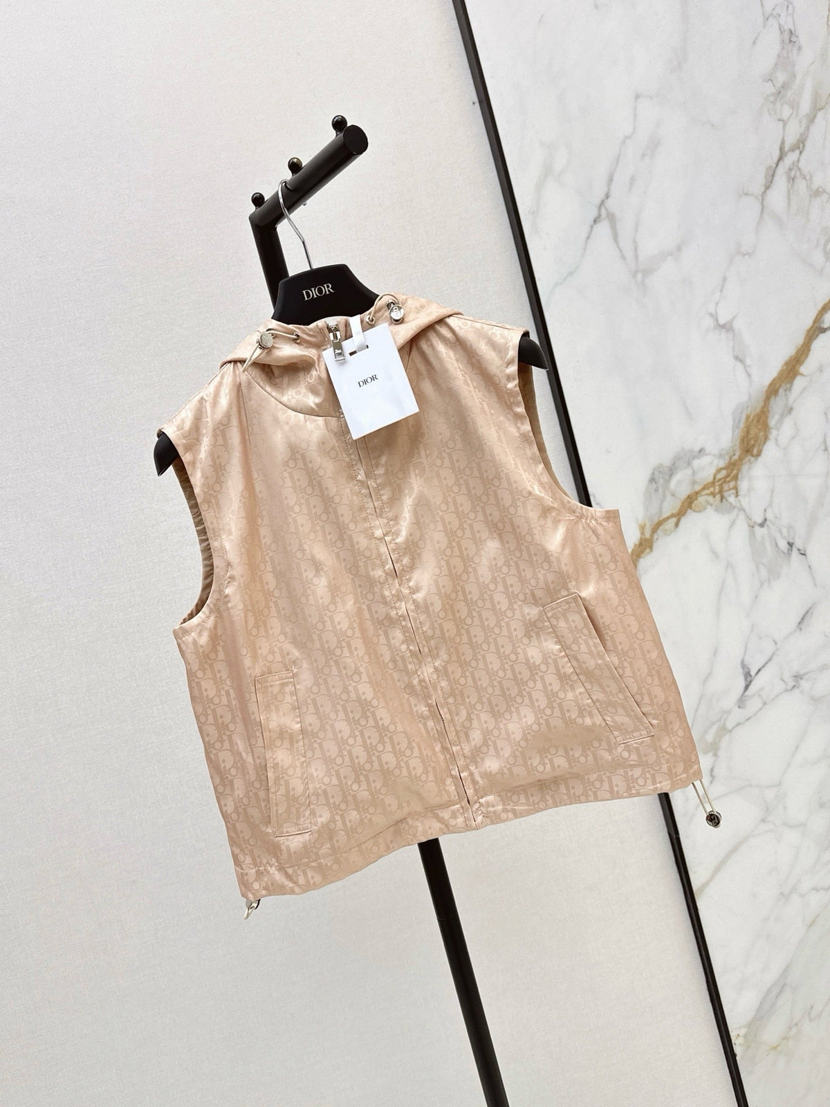 Jacquard Hooded Vest