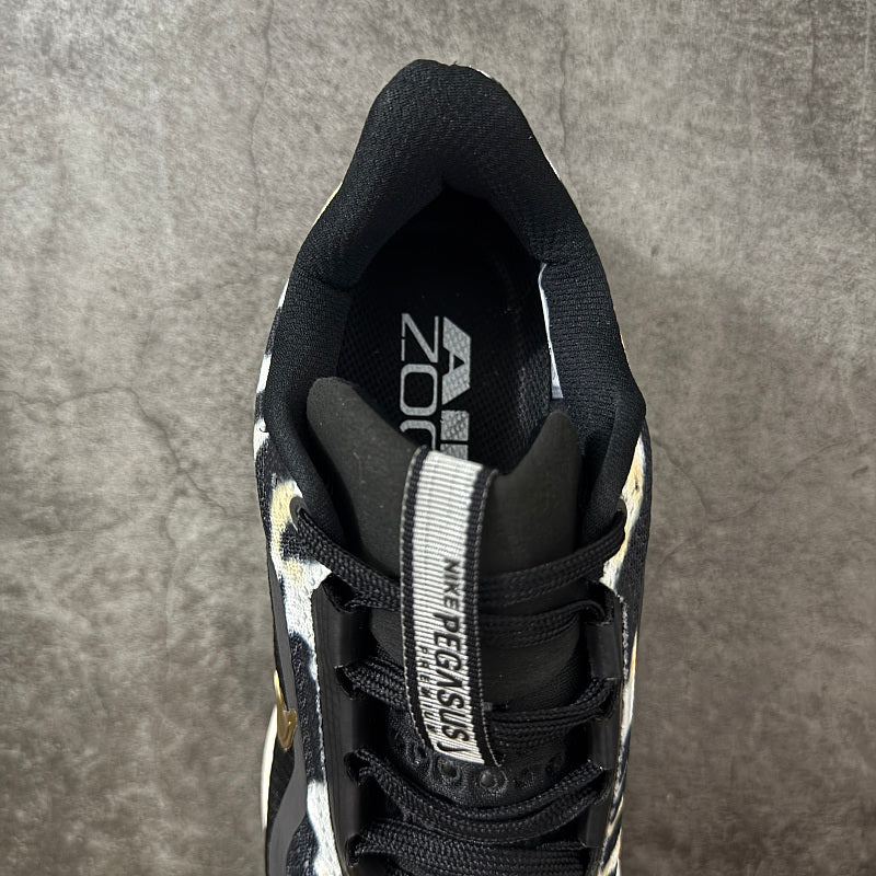 Nike Air Zoom Pegasus Premium - Zebra/Black/Metallic Gold