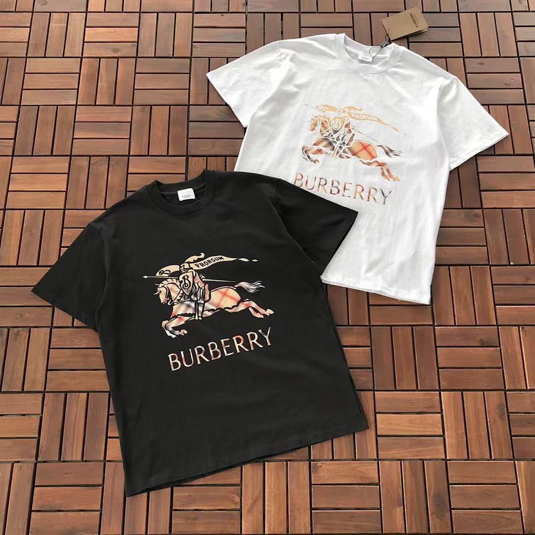 Burberry T-Shirt