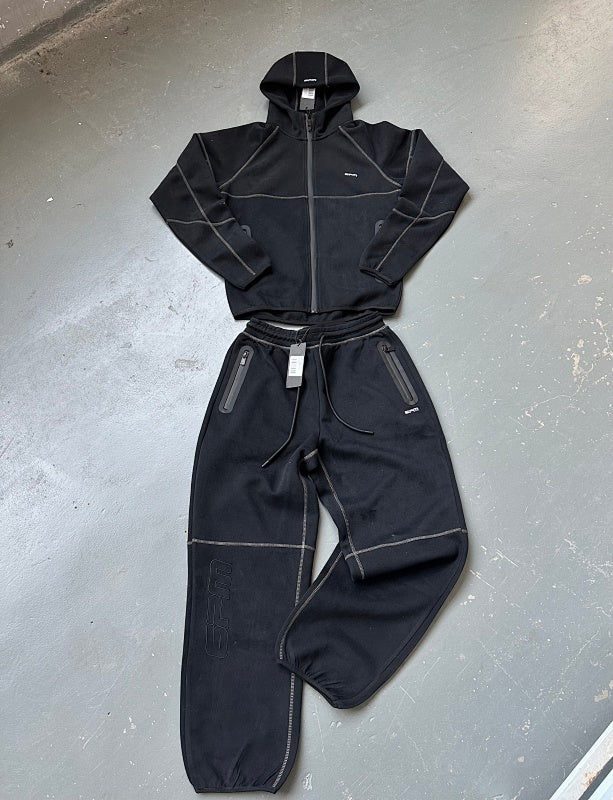 6PM Tech Suit Black