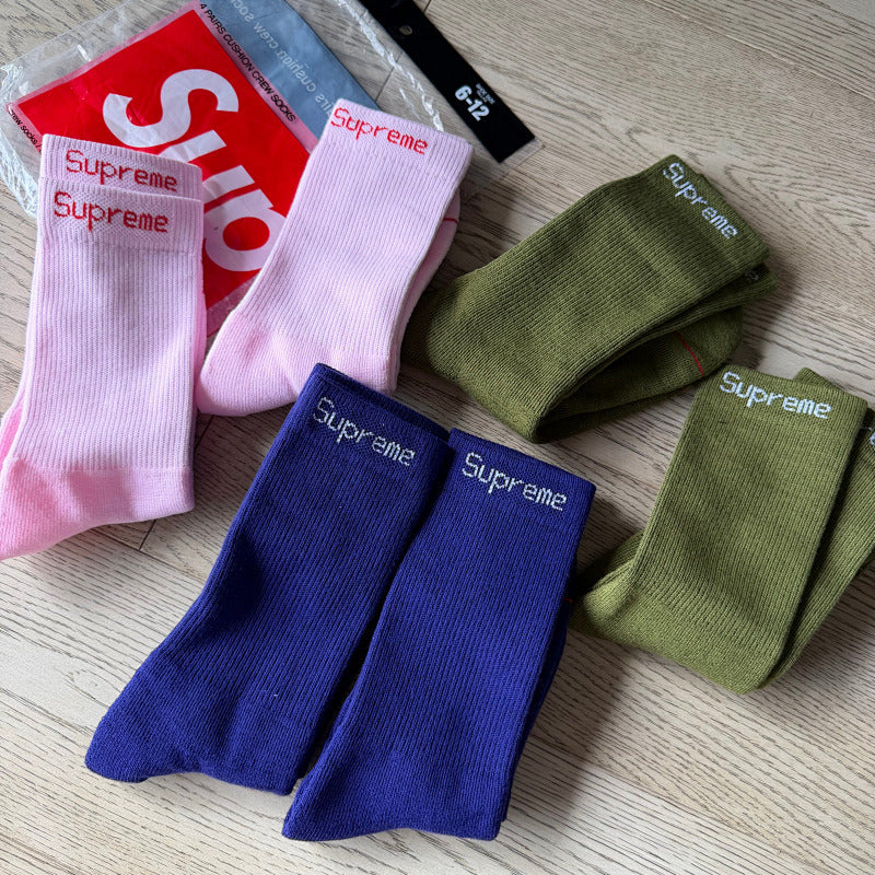 Supreme x Hanes Cushion Crew Socks 4-Pack