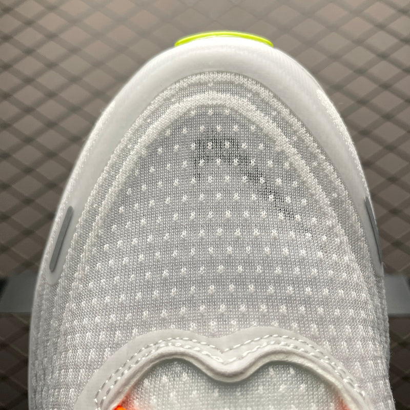 Nike ZoomX Morpho - White/Volt