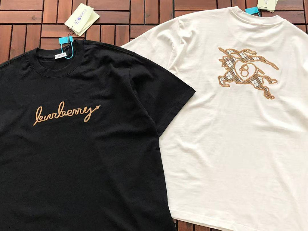 Burberry T-SHIRT