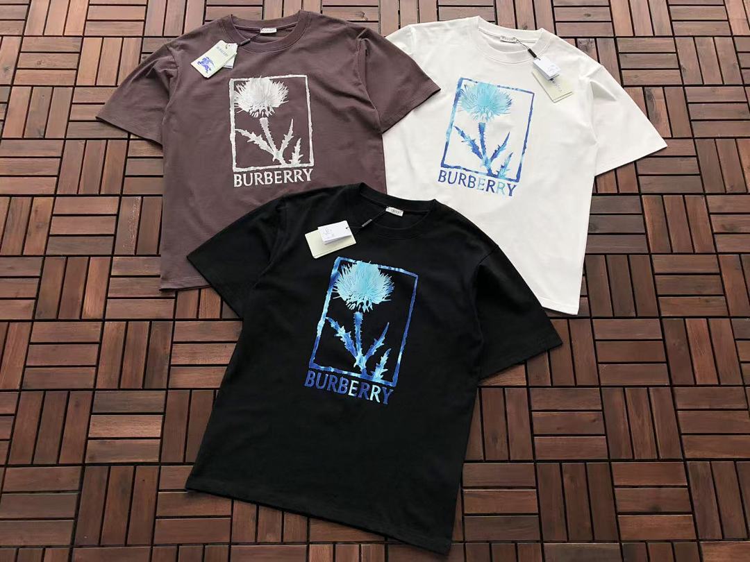 Burberry T-SHIRT