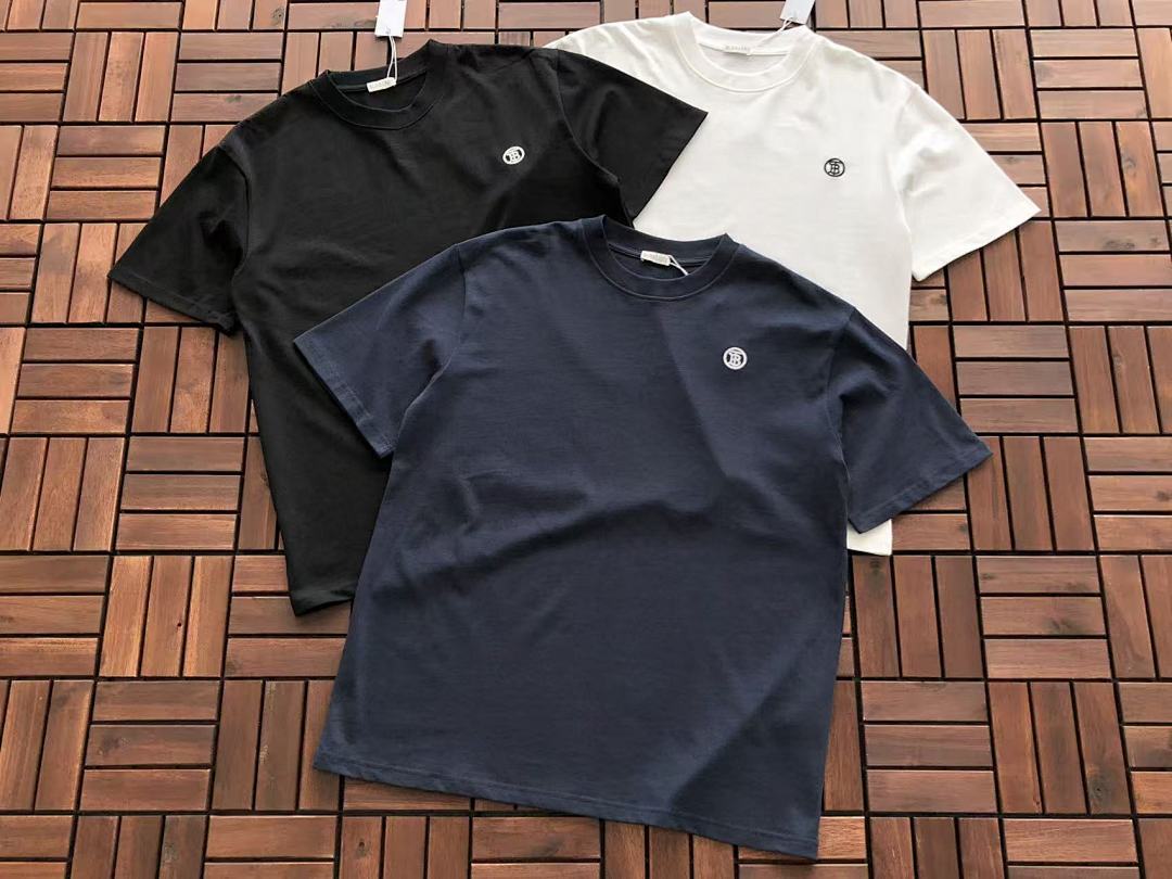 Burberry T-SHIRT