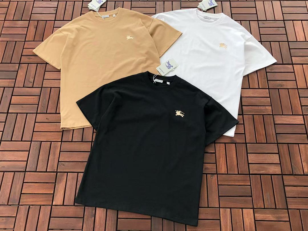 Burberry T-SHIRT