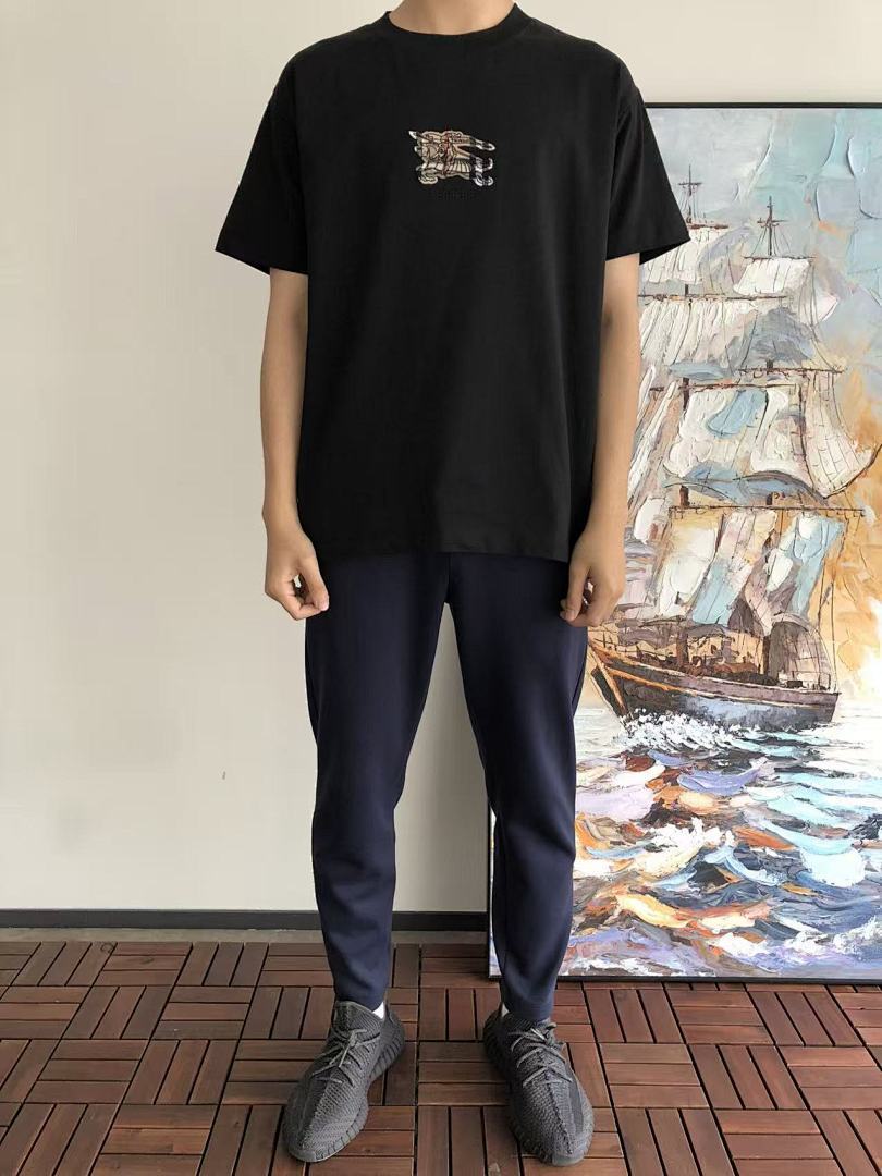 Burberry T-Shirt