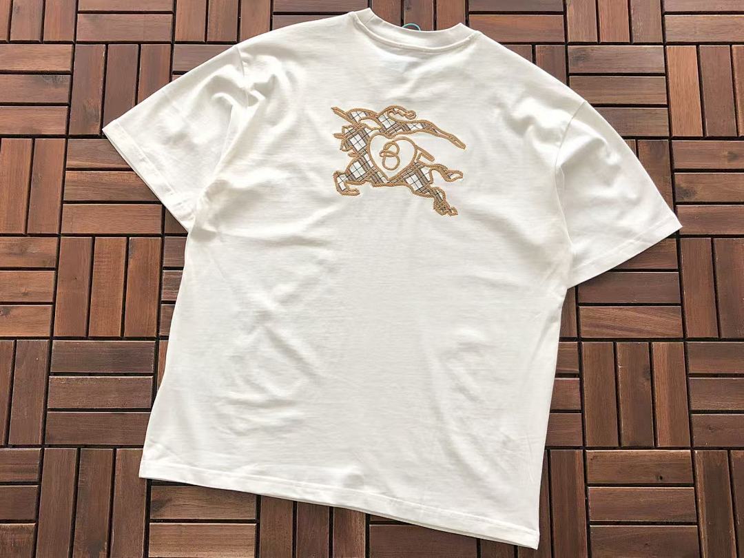 Burberry T-SHIRT