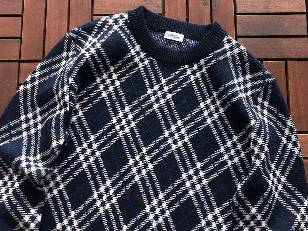 Burberry SWEATER