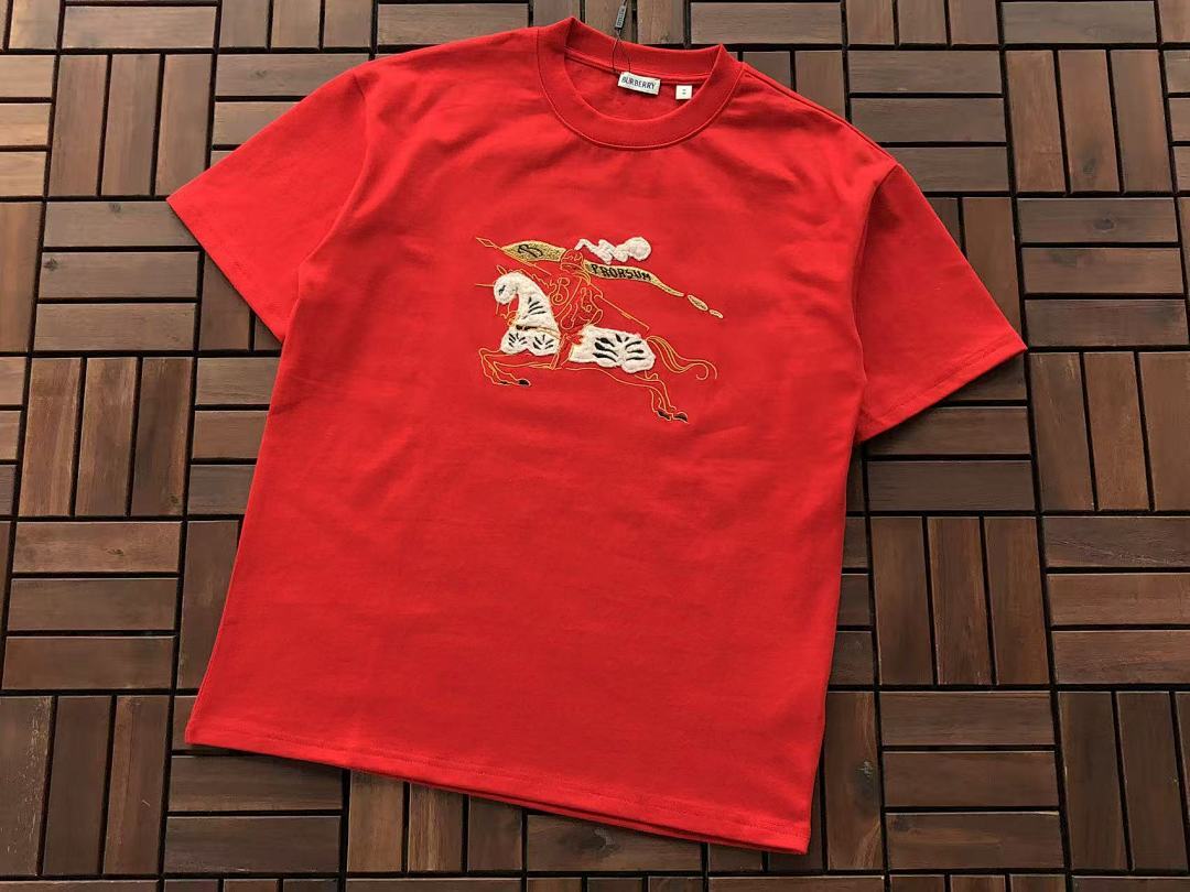 Burberry T-SHIRT
