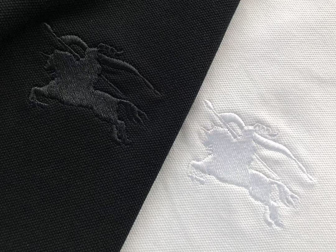 Burberry T-SHIRT