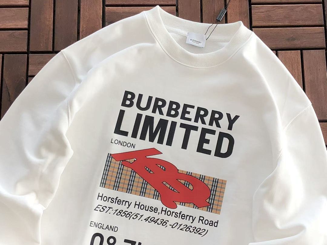 Burberry SWEATER