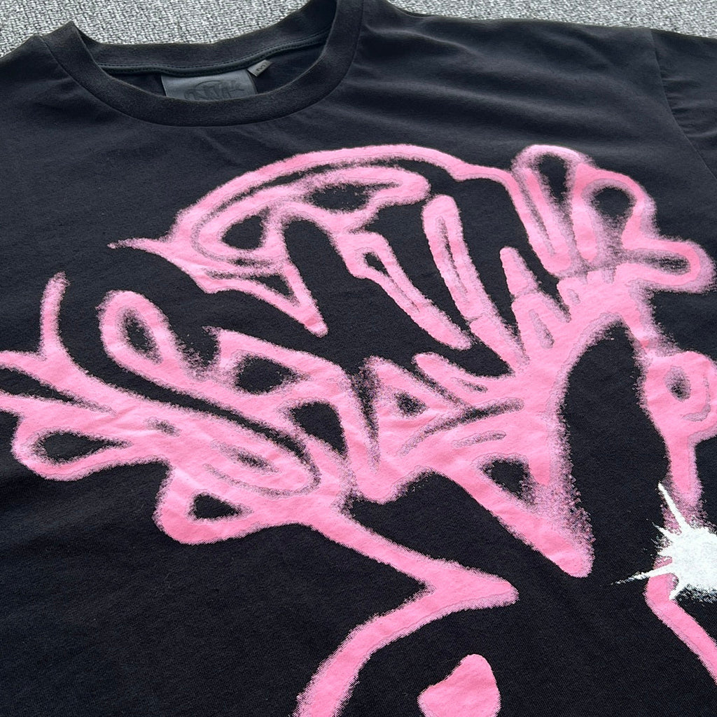 Graphic Tee Black Pink