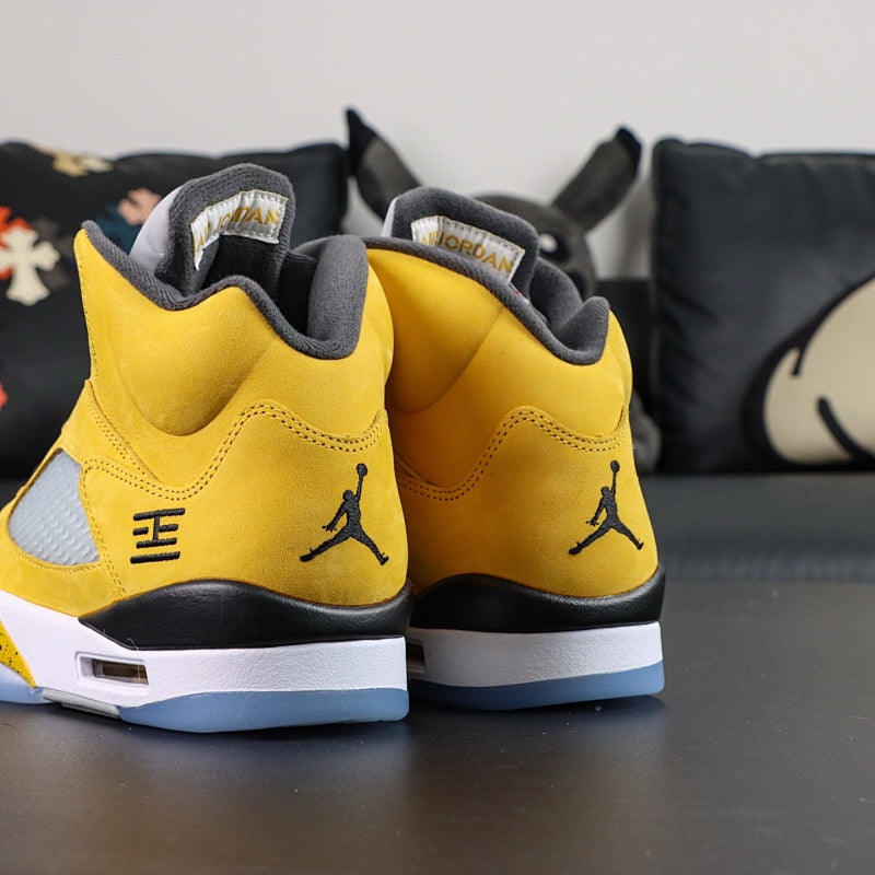 Nike Air Jordan 5 Retro - Tokyo