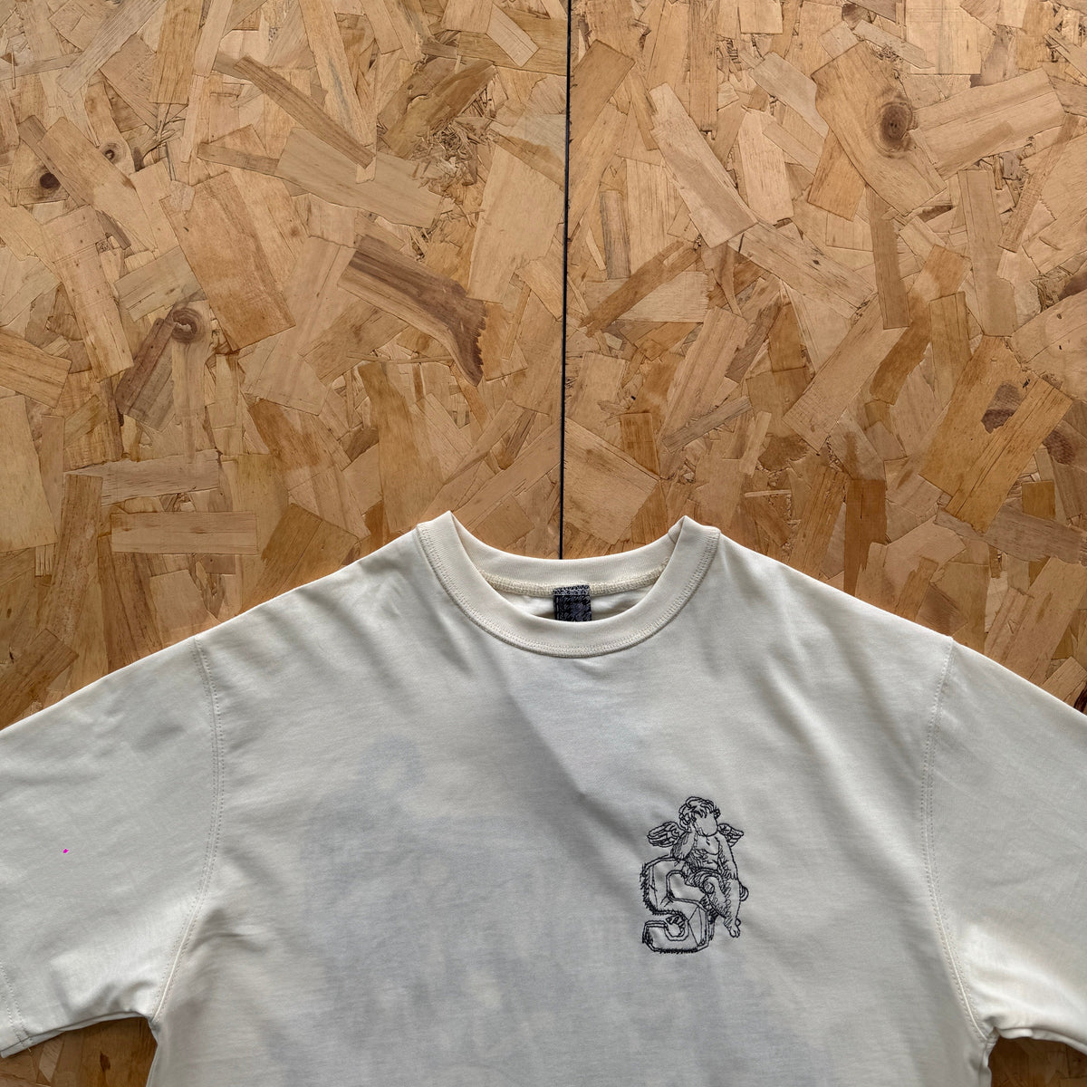 Derschutze Gallery T-Shirt - Cream