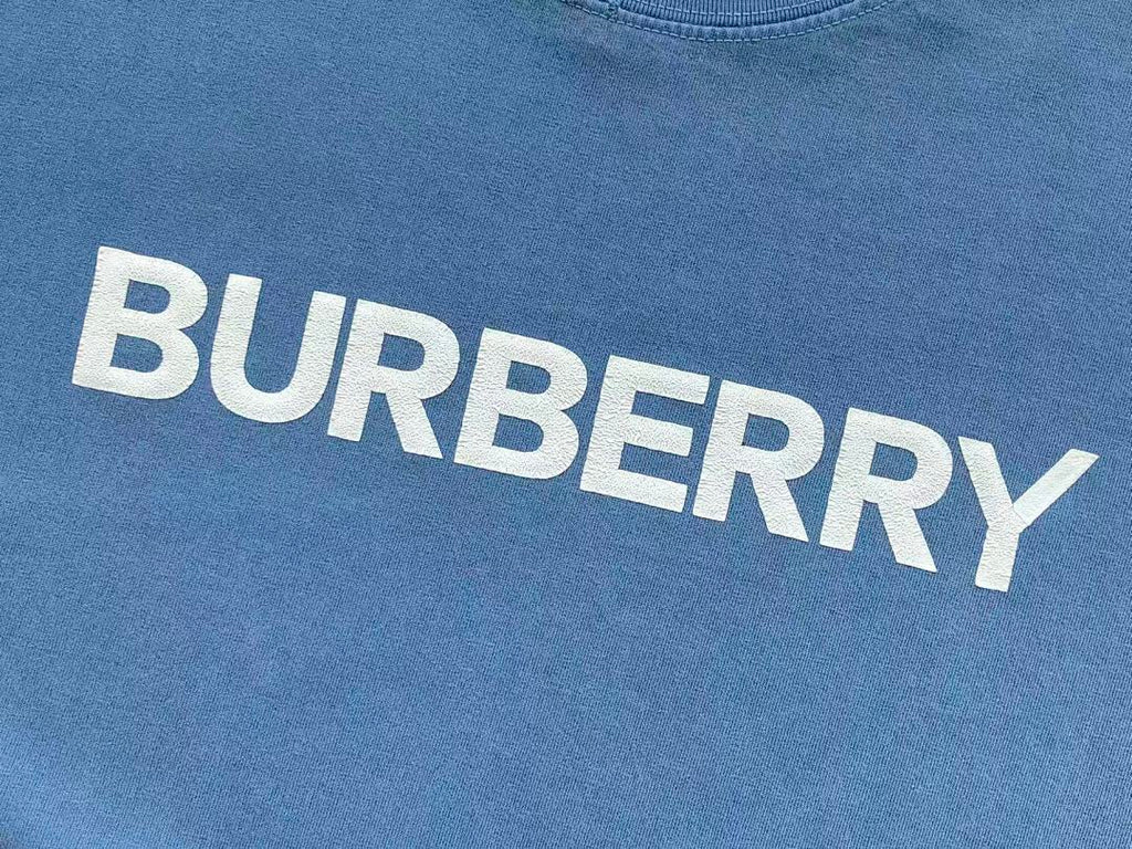 Burberry T-Shirt