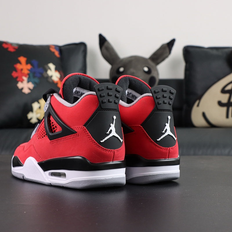 Nike Air Jordan 4 Retro - Toro Bravo Fire Red/Black/Cement Grey