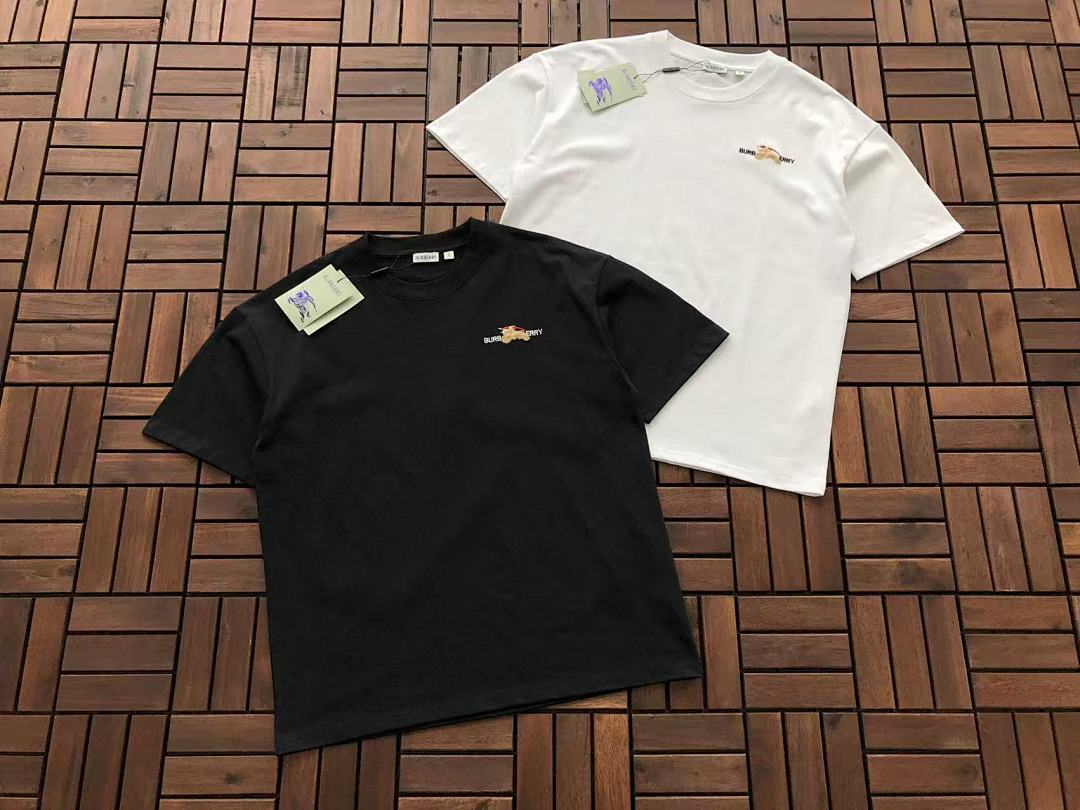 Burberry T-SHIRT