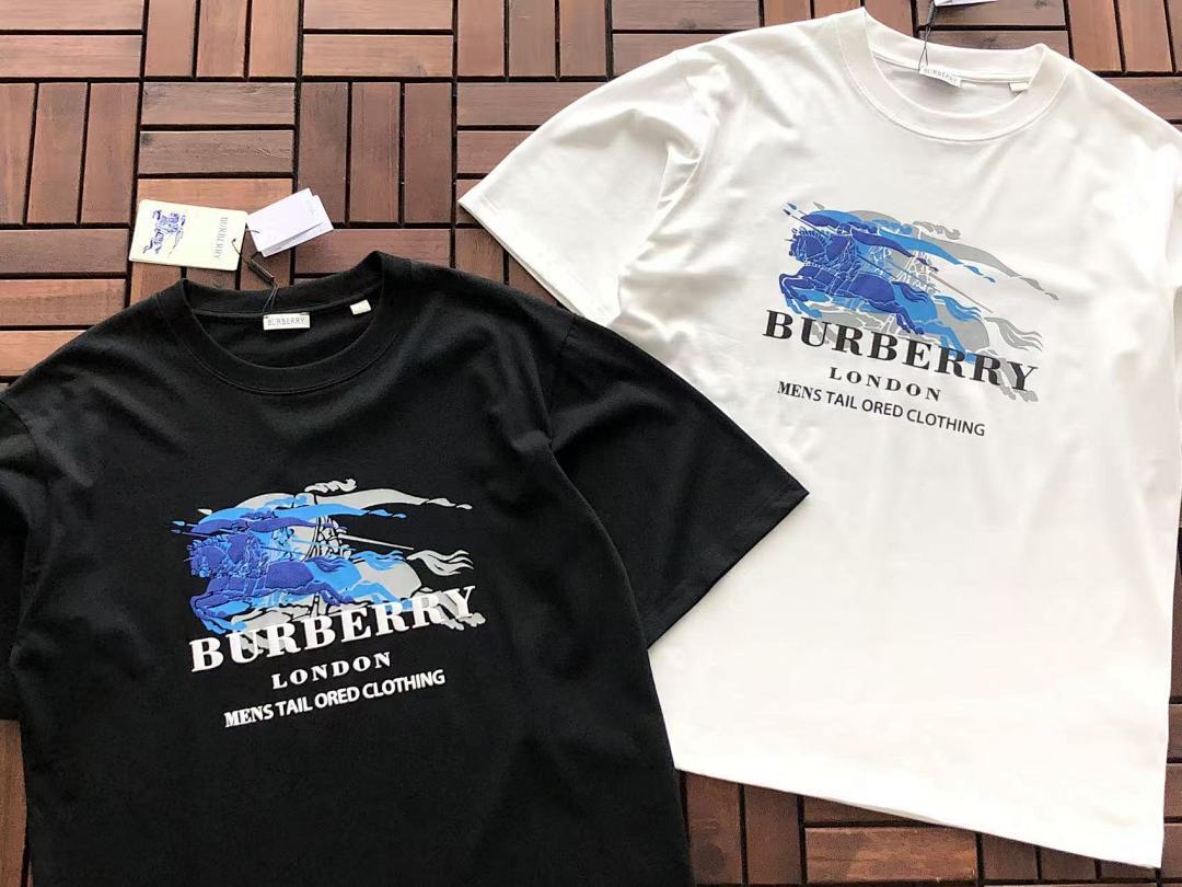 Burberry T-Shirt