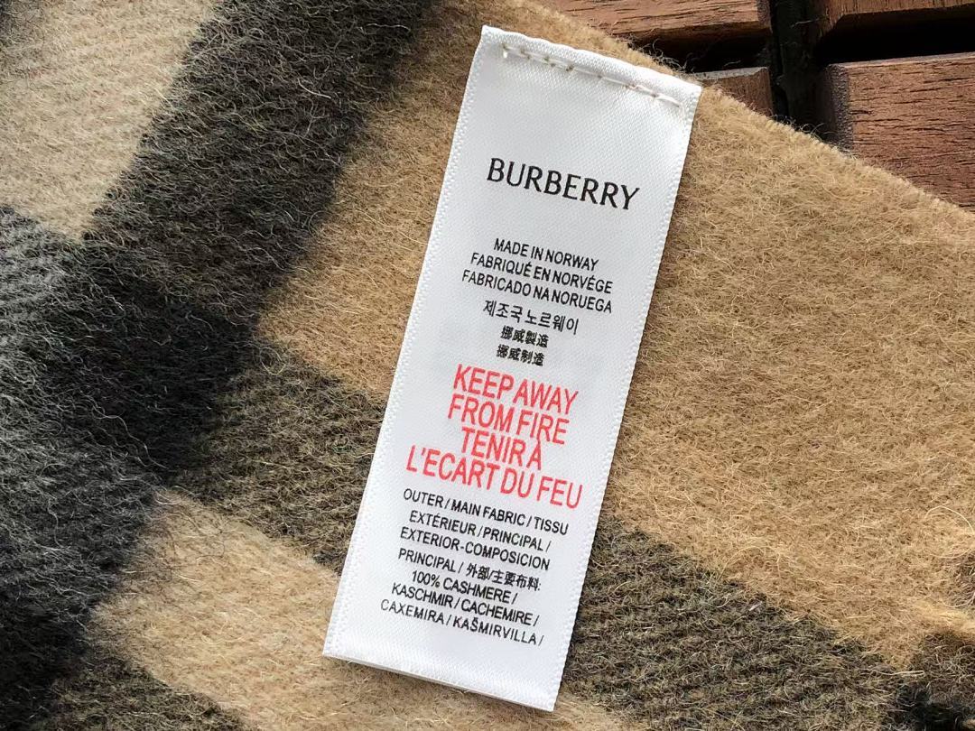 Burberry SCARF
