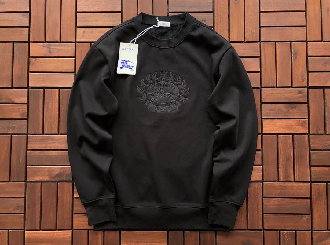 Burberry SWEATER