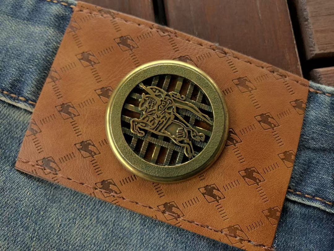 Burberry JEANS