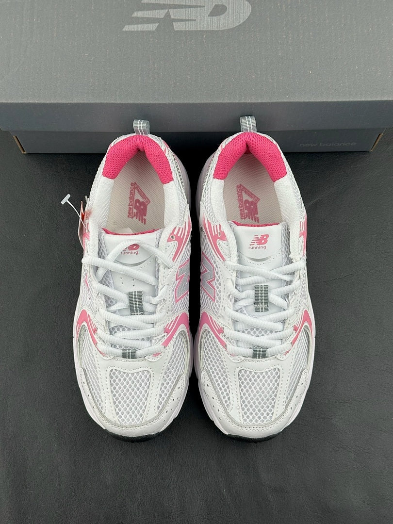New Balance 530 Sneakers