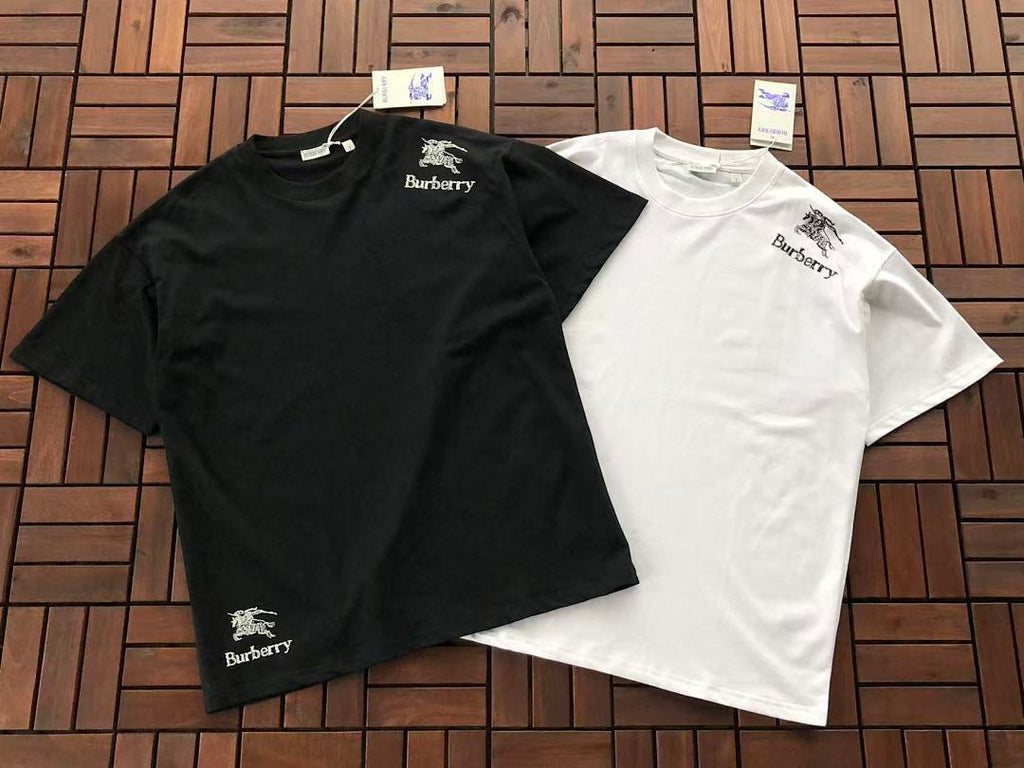 Burberry T-SHIRT
