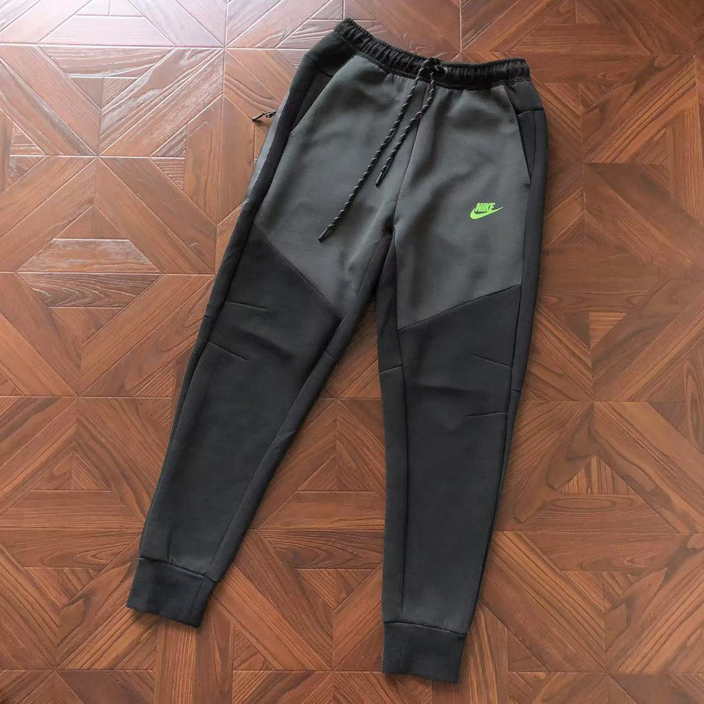Nike Tech Fleece Tracksuit