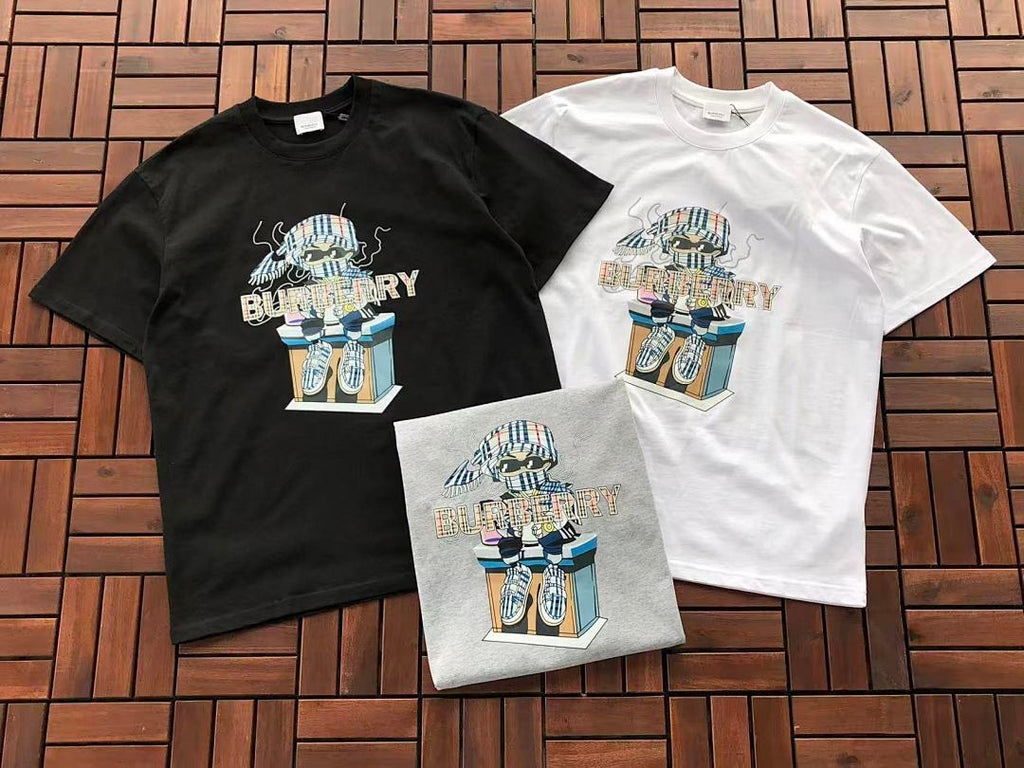 Burberry T-SHIRT
