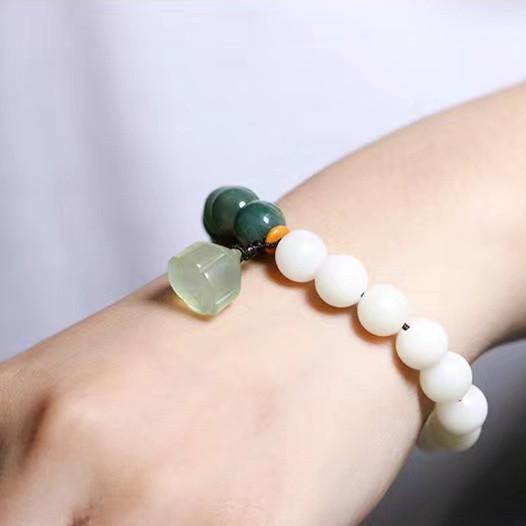 Bodhi Root Bracelet-Green Agate Lotus Jade Bead