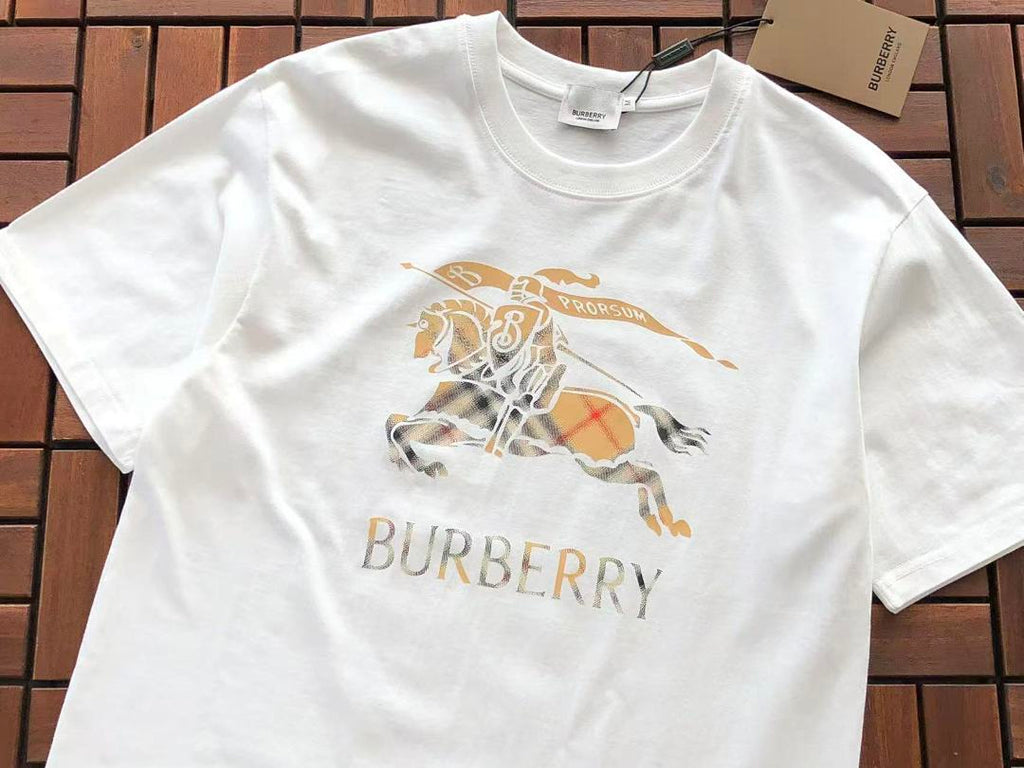 Burberry T-SHIRT