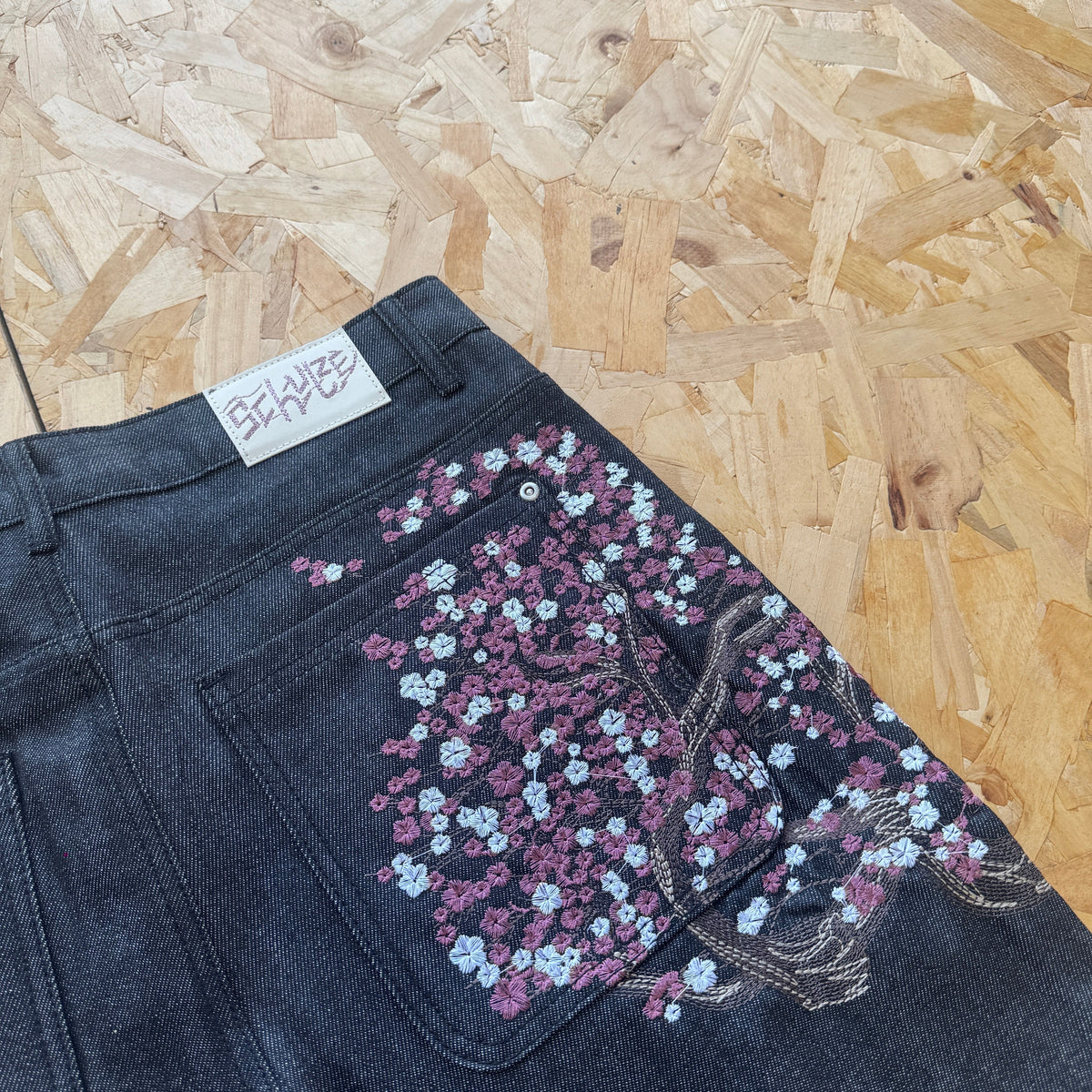 Derschutze Blossom Raw Denim - Dark Wash