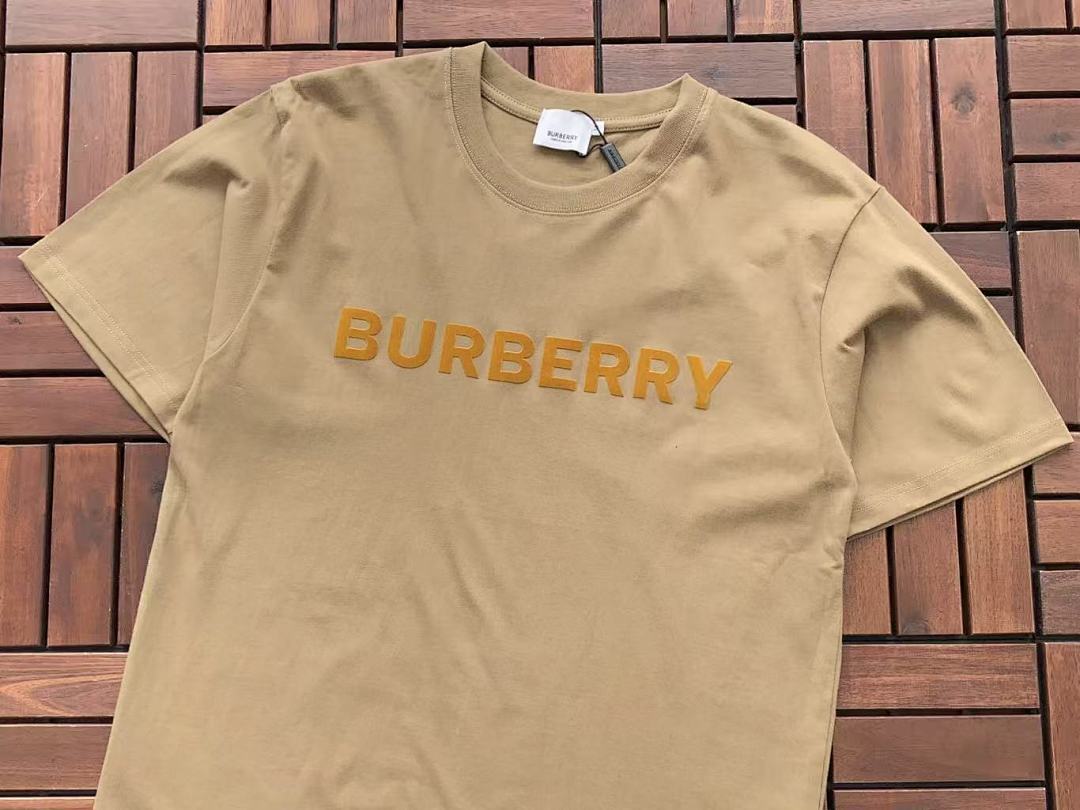 Burberry T-SHIRT