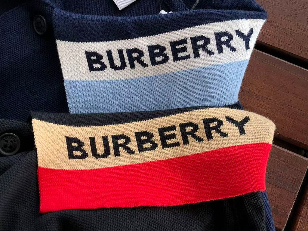 Burberry T-SHIRT