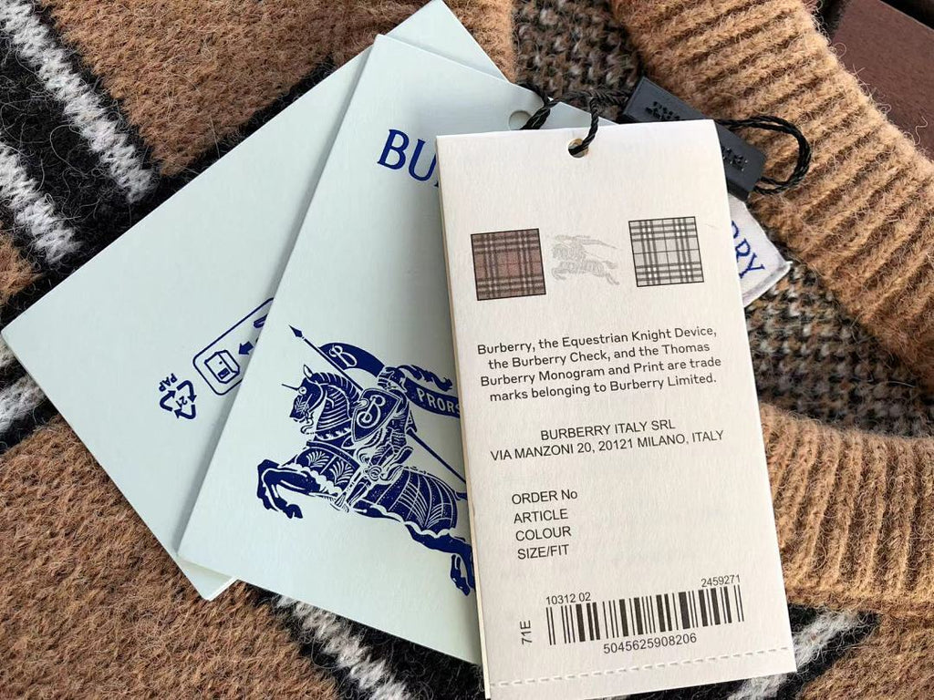 Burberry SWEATER