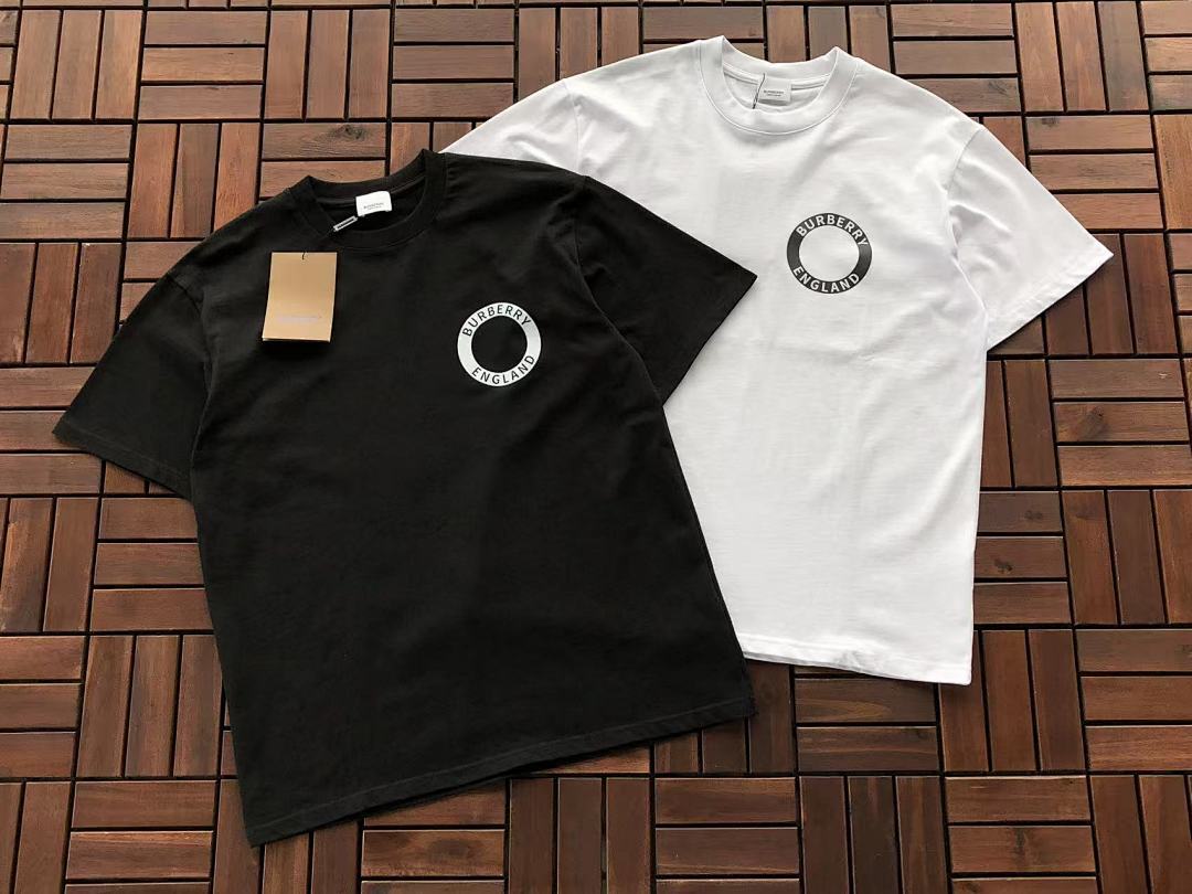 Burberry T-SHIRT