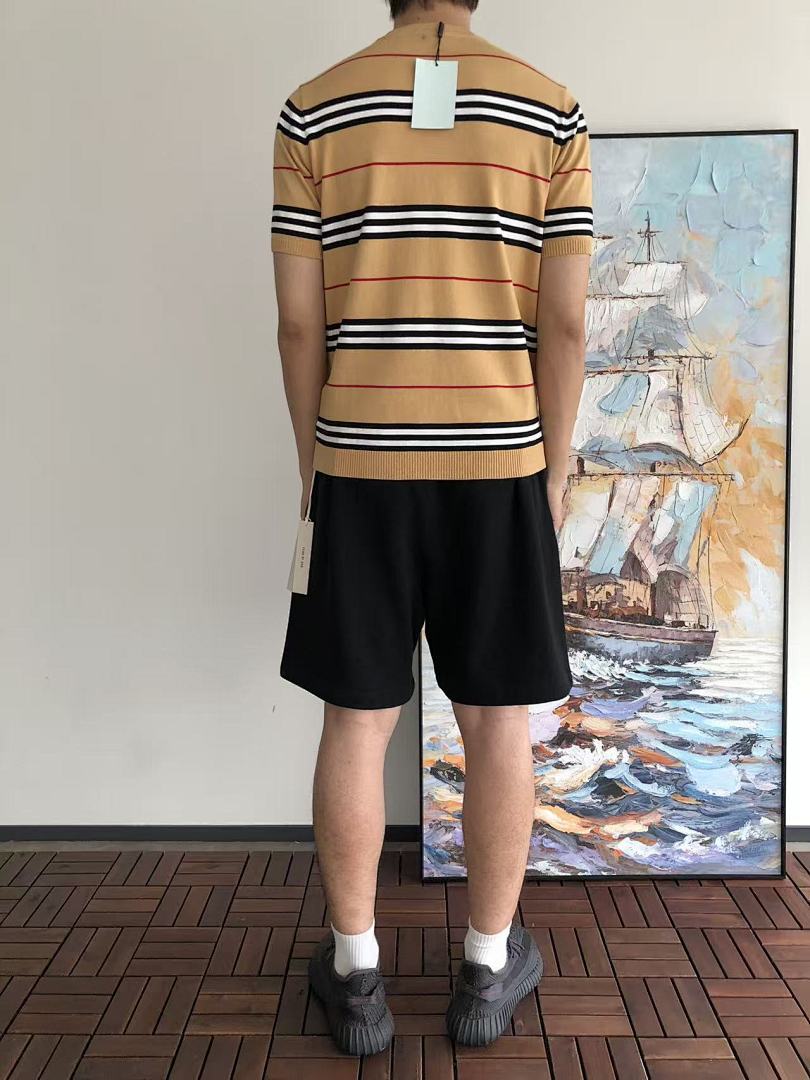 Burberry T-Shirt