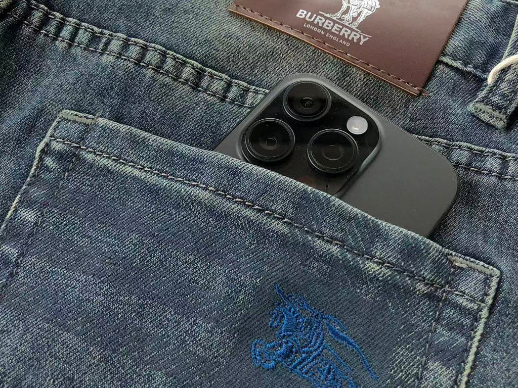Burberry JEANS