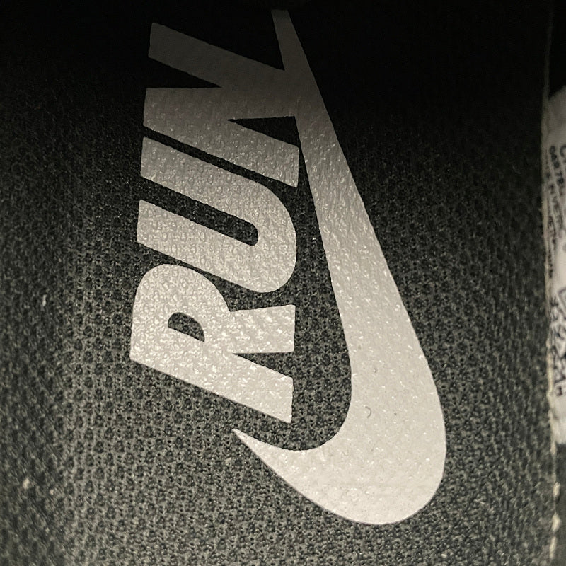 Nike ZoomX Morpho - Grey/White