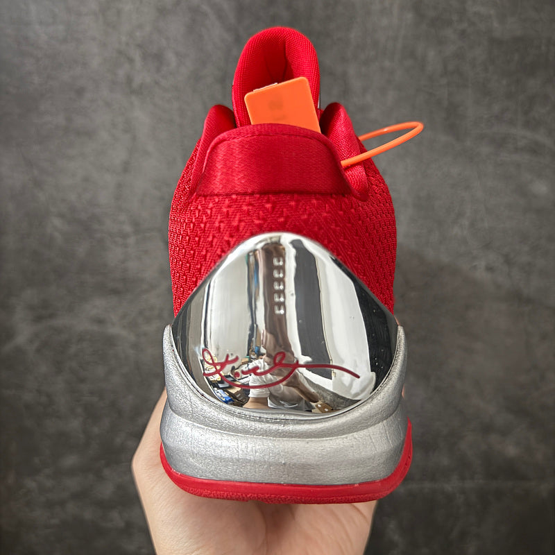 Nike Zoom Kobe V - Silver/Red Metallic Silver/Varsity Red