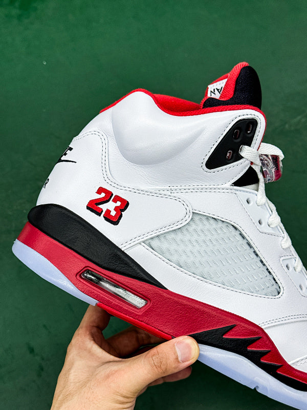 Nike Air Jordan 5 Retro - Fire Red