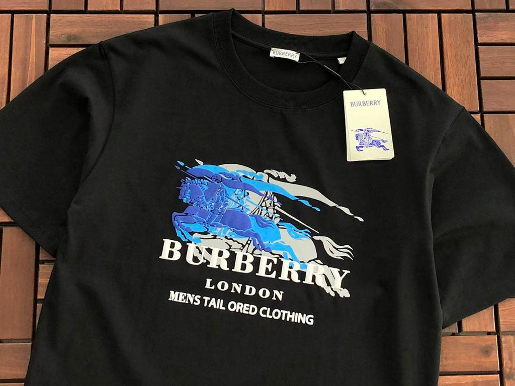 Burberry T-SHIRT