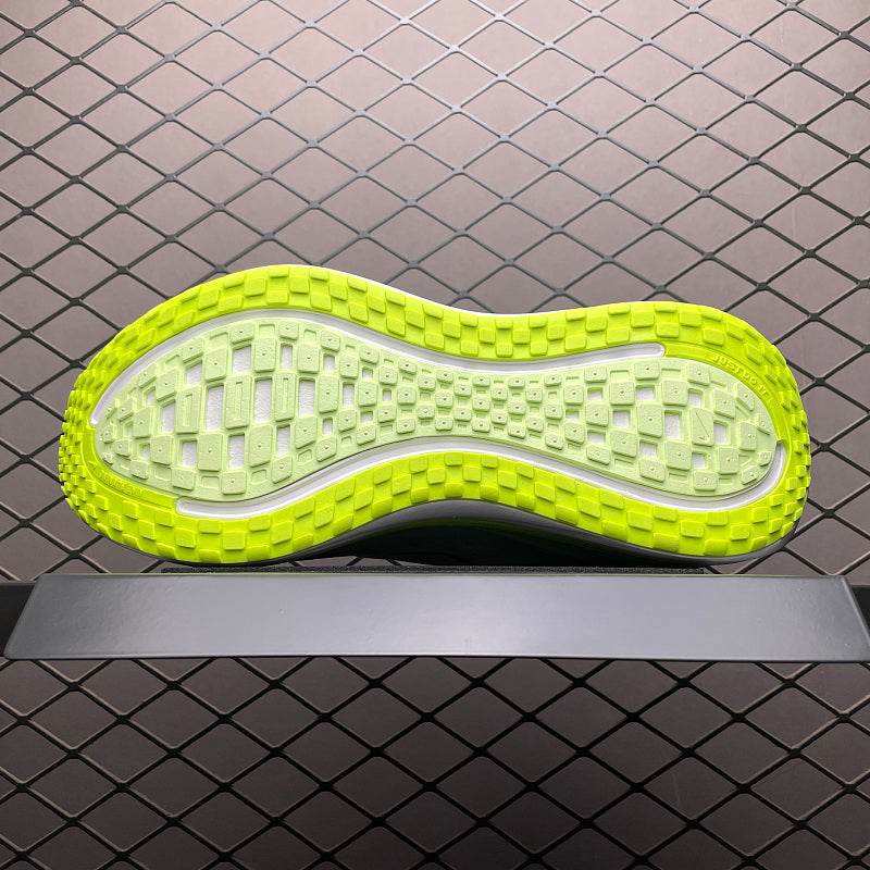 Nike ZoomX Morpho - White/Volt