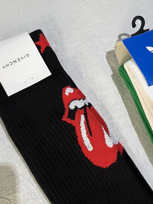 Athletic Striped Crew Socks