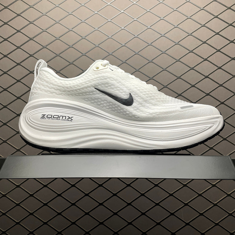 Nike ZoomX Streakfly - White/Black